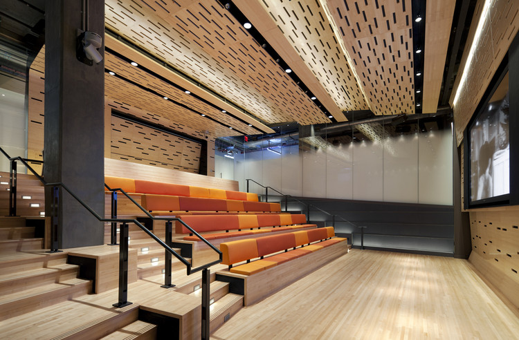 Elinor_Bunin_Munroe_Film_Center__Amphitheater_03